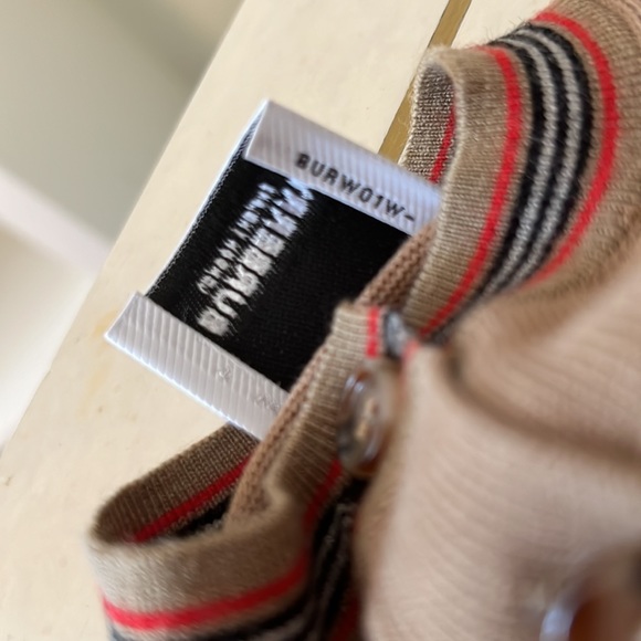 Burberry baby cardigan - Picture 12 of 12